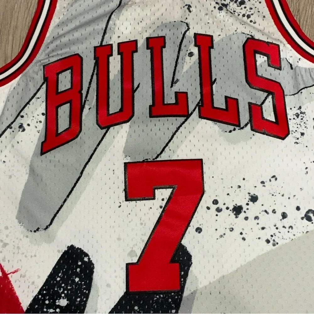 New Mitchell & Ness White Chicago Bulls 97-98 Toni Kukoc Swingman Jersey S - Picture 5 of 11